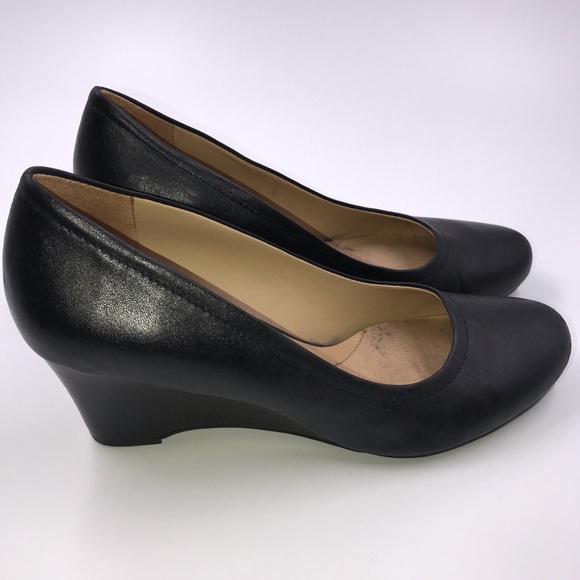 Naturalizer Hydie Wedge Pump 